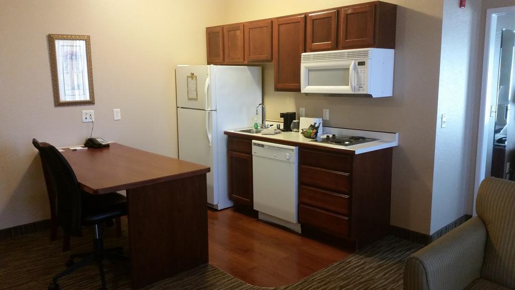 Grandstay Residential Suites Hotel - Eau Claire Kültér fotó