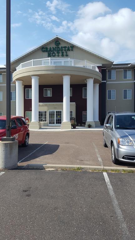 Grandstay Residential Suites Hotel - Eau Claire Kültér fotó
