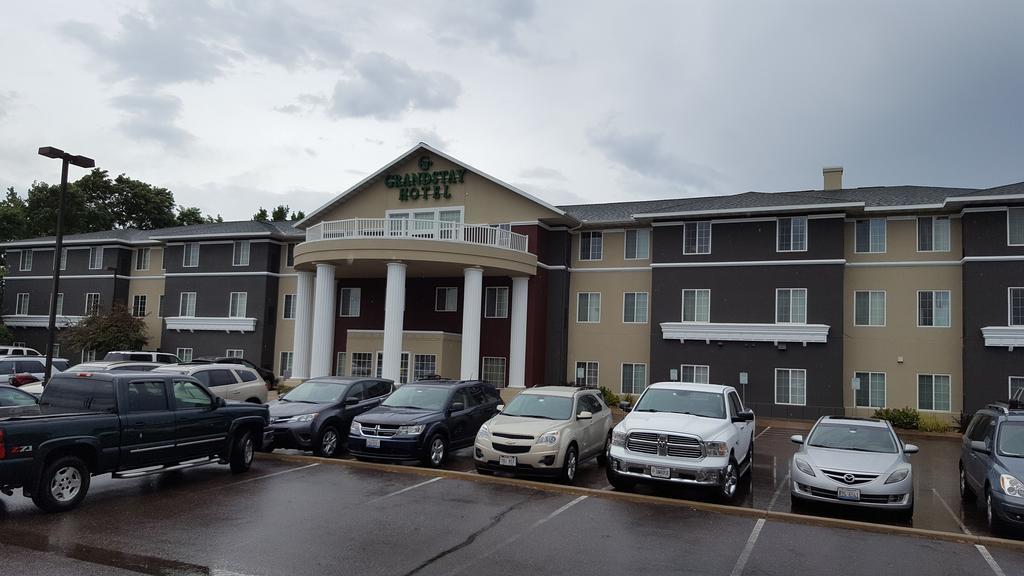 Grandstay Residential Suites Hotel - Eau Claire Kültér fotó