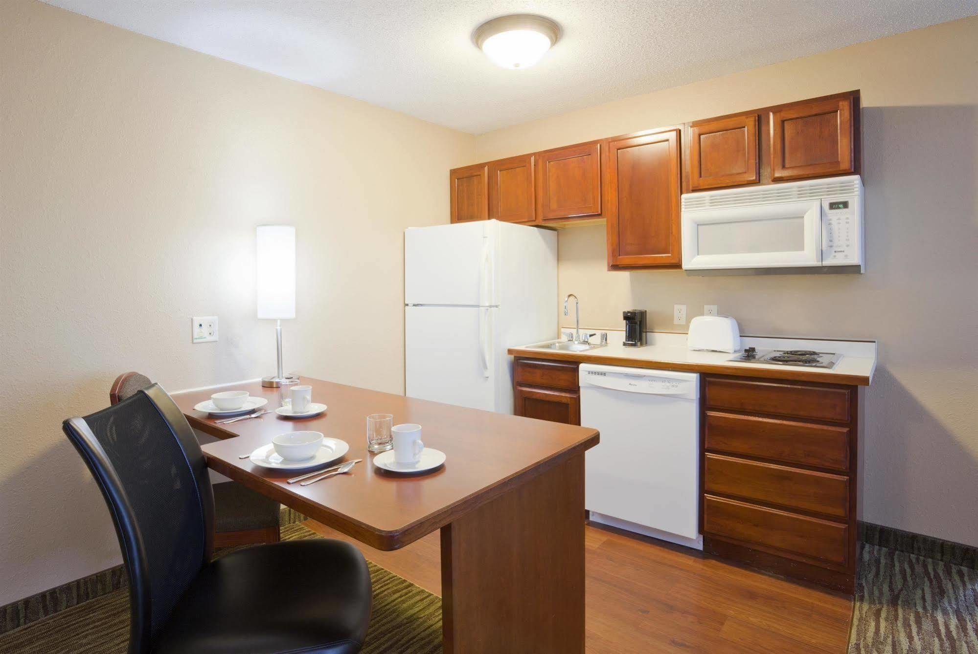 Grandstay Residential Suites Hotel - Eau Claire Kültér fotó