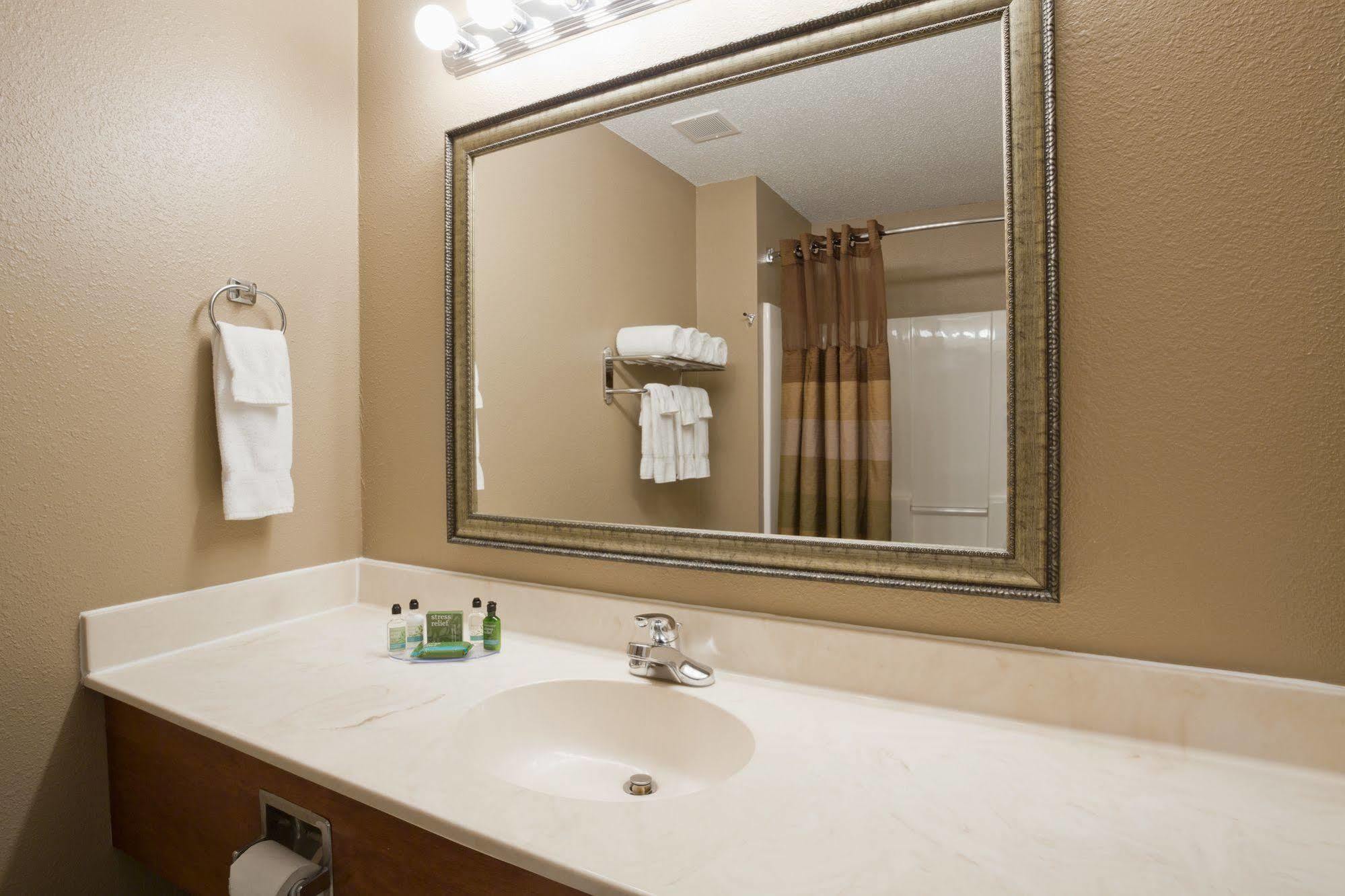 Grandstay Residential Suites Hotel - Eau Claire Kültér fotó